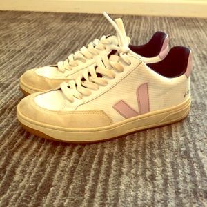 Veja V6 sneakers